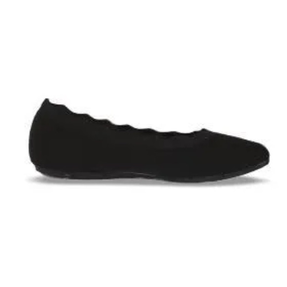 Cleo’s Sketchers Flats
